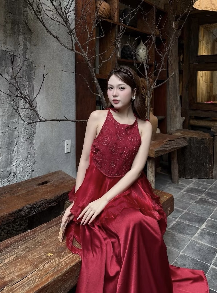 A409. SET AD CACH TAN GAM LUA DARK RED