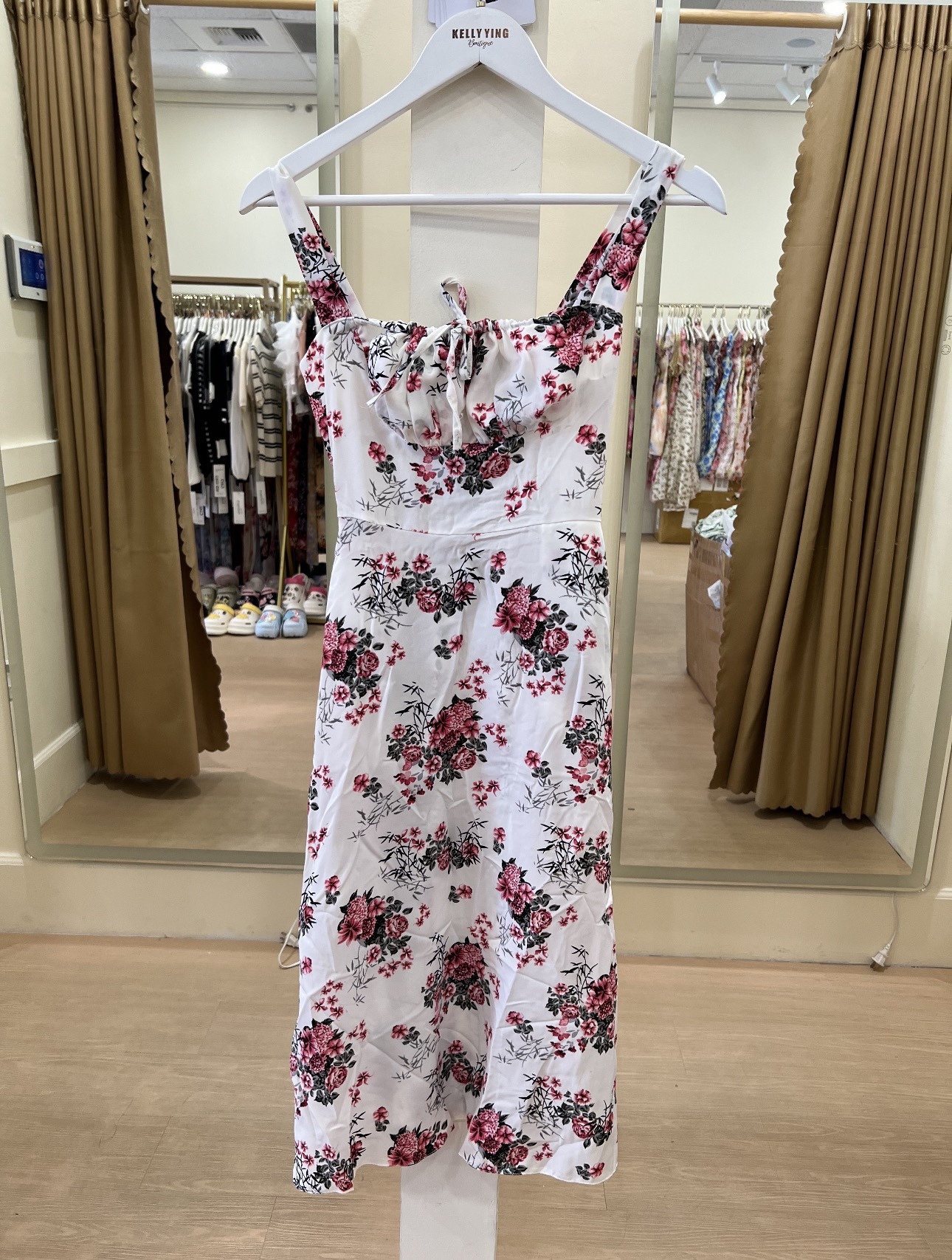 V830. MAXI DRESS SAT NACH•
