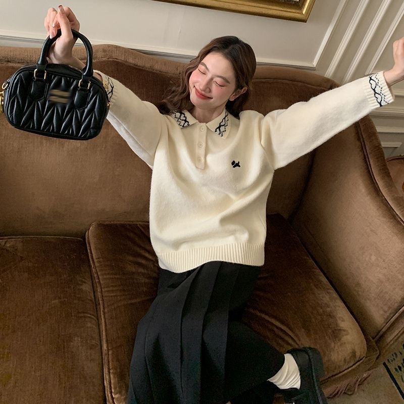 T294. SWEATER WHITE DOG