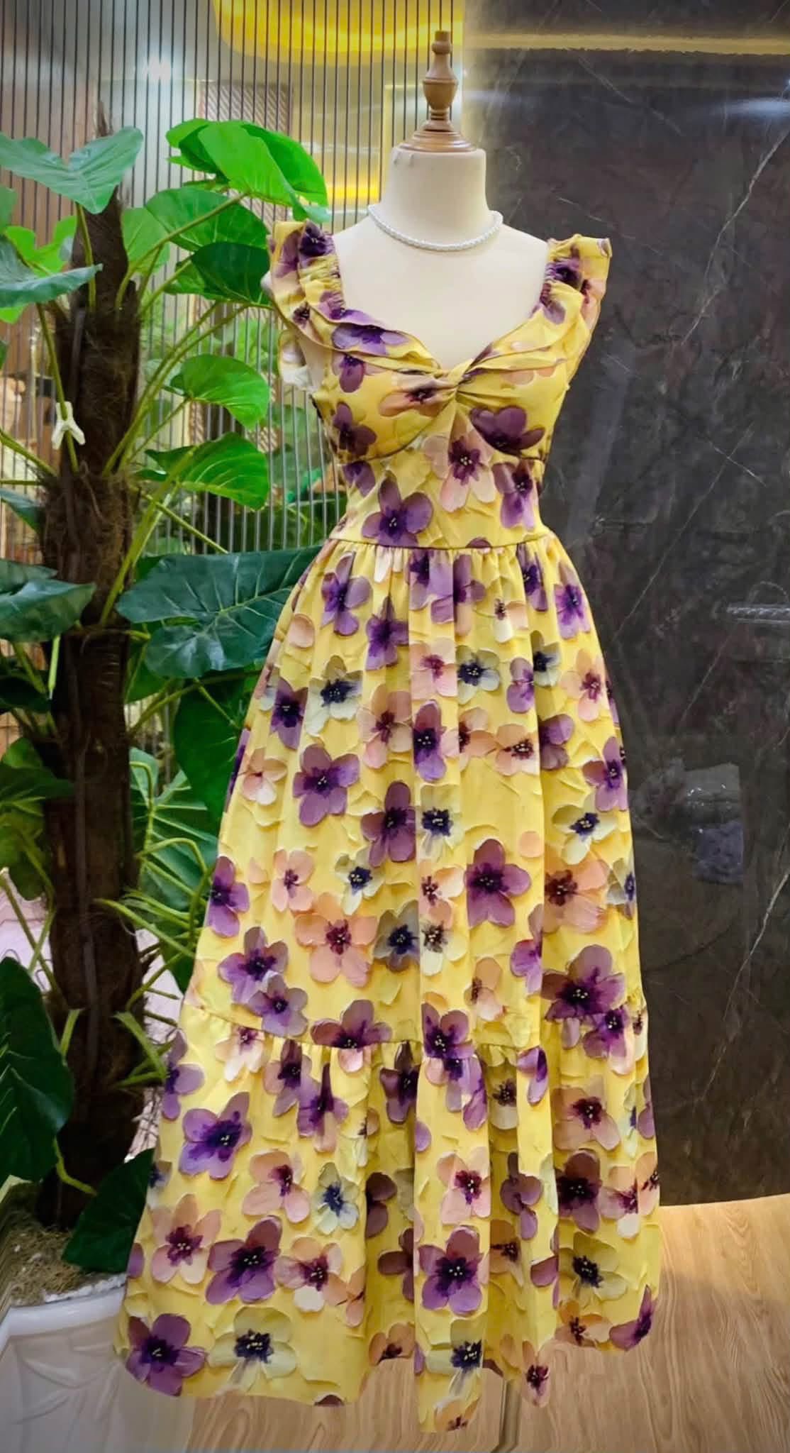 V137. MAXI DRESS YELLOW