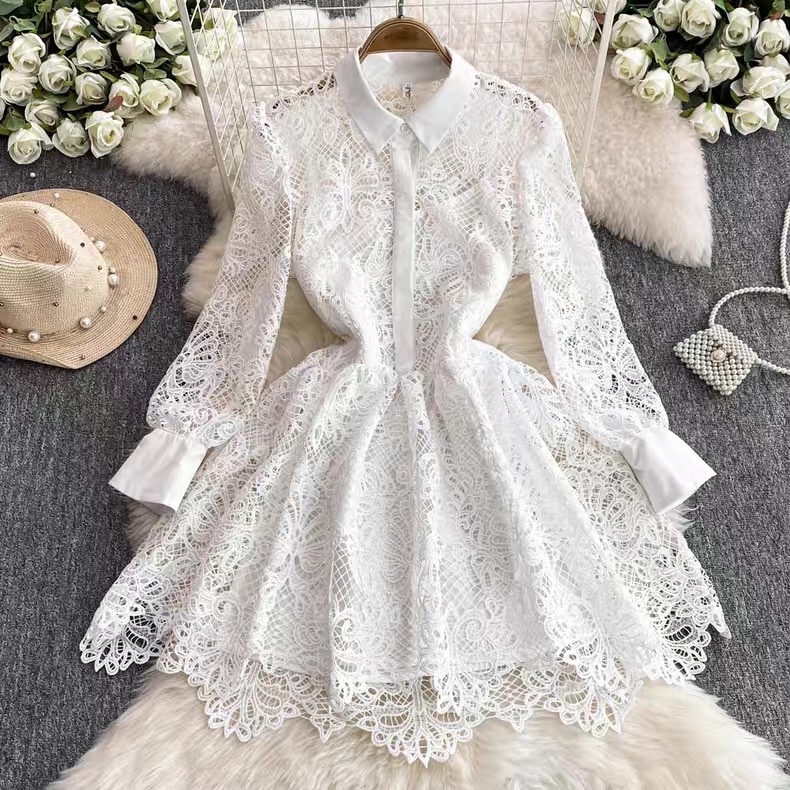 7711. WHITE DRESS (exclusive)