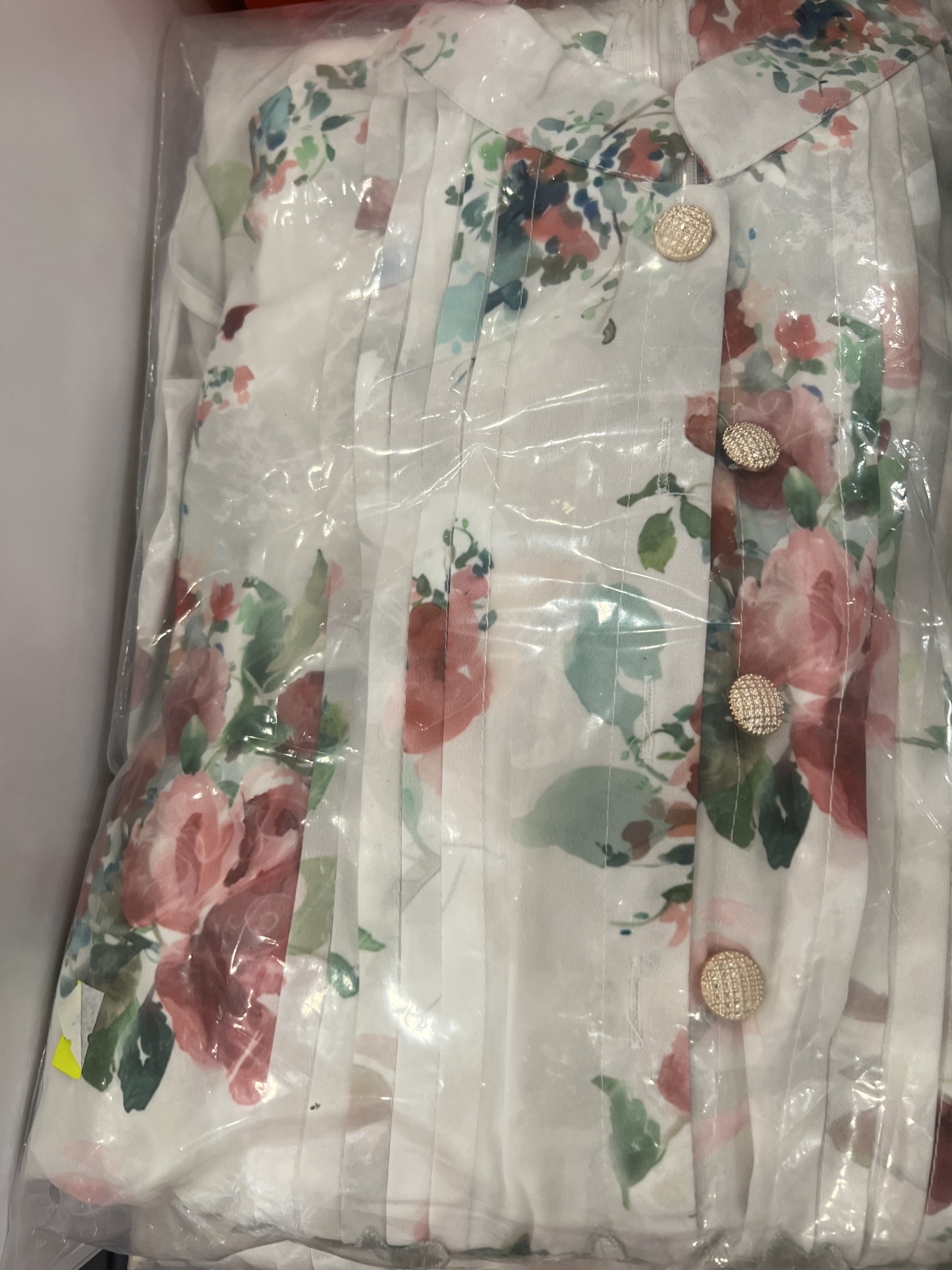 V309. HOA WHITE DRESS