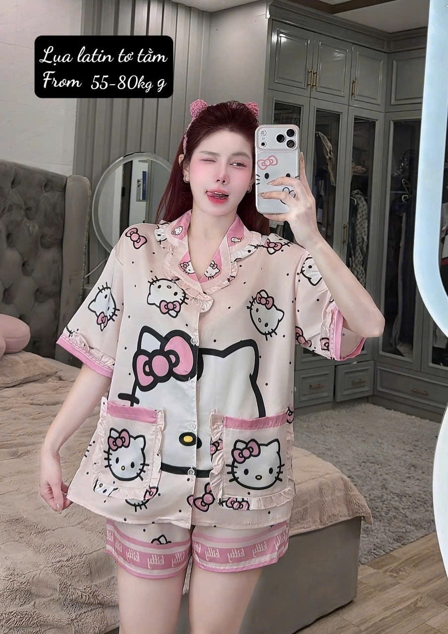 V1009. SLEEPWEAR HELLO KITTY PINK