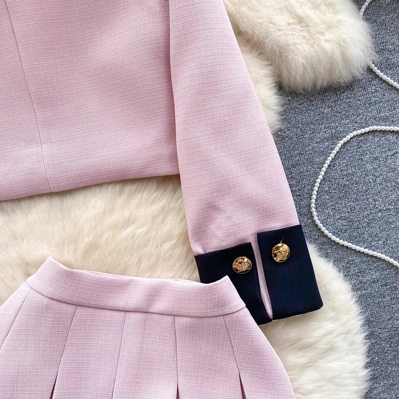 6786. PINK SHORT SET