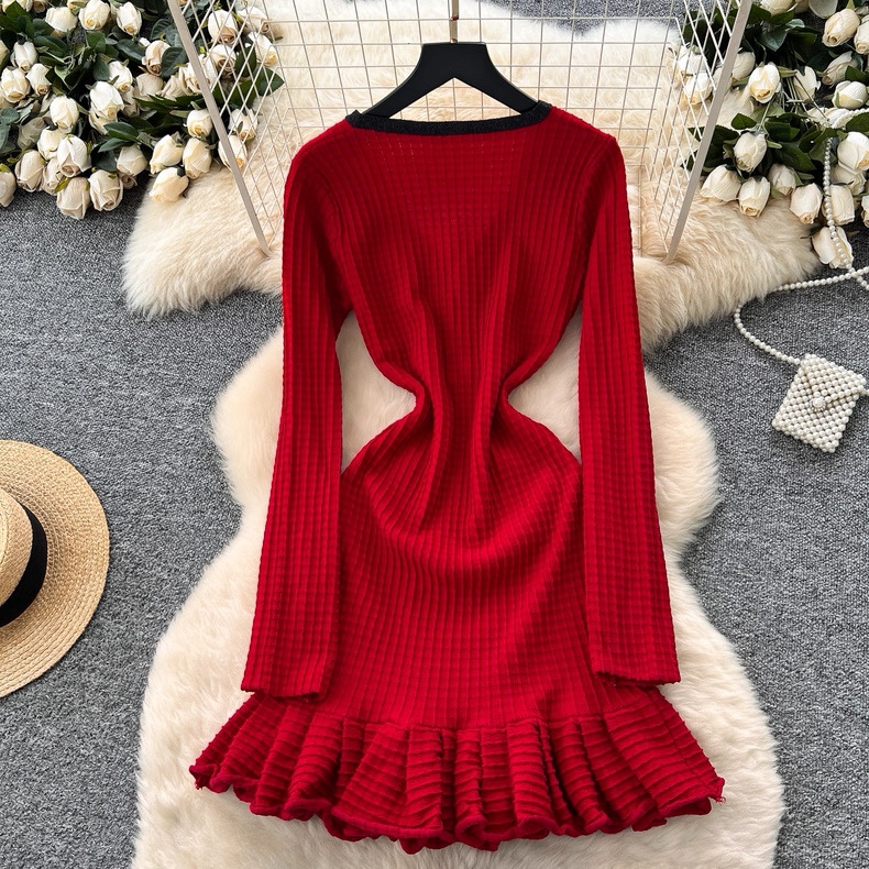R24. RED DRESS