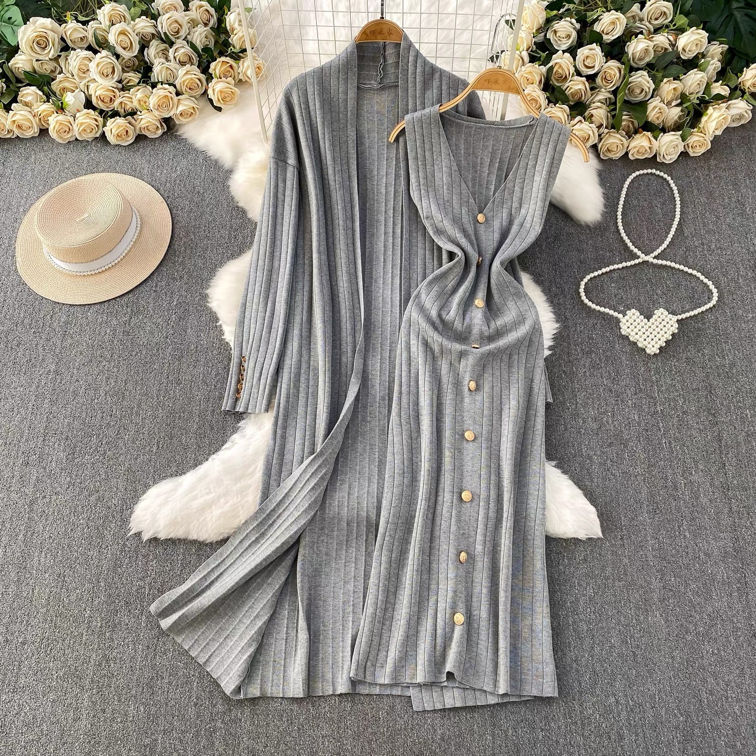 8141. GRAY DRESS