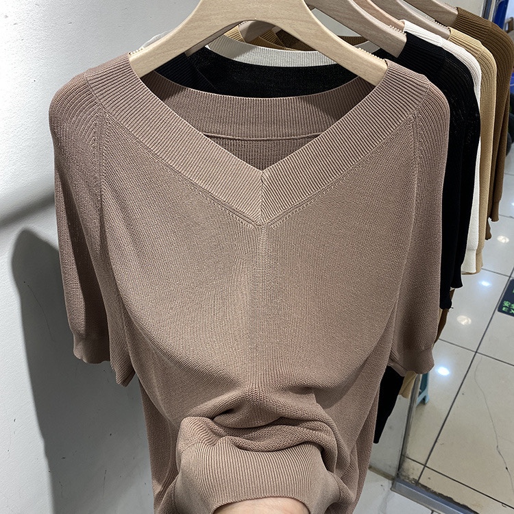 C815. LIGHT BROWN SHORT SLEEVES TOP