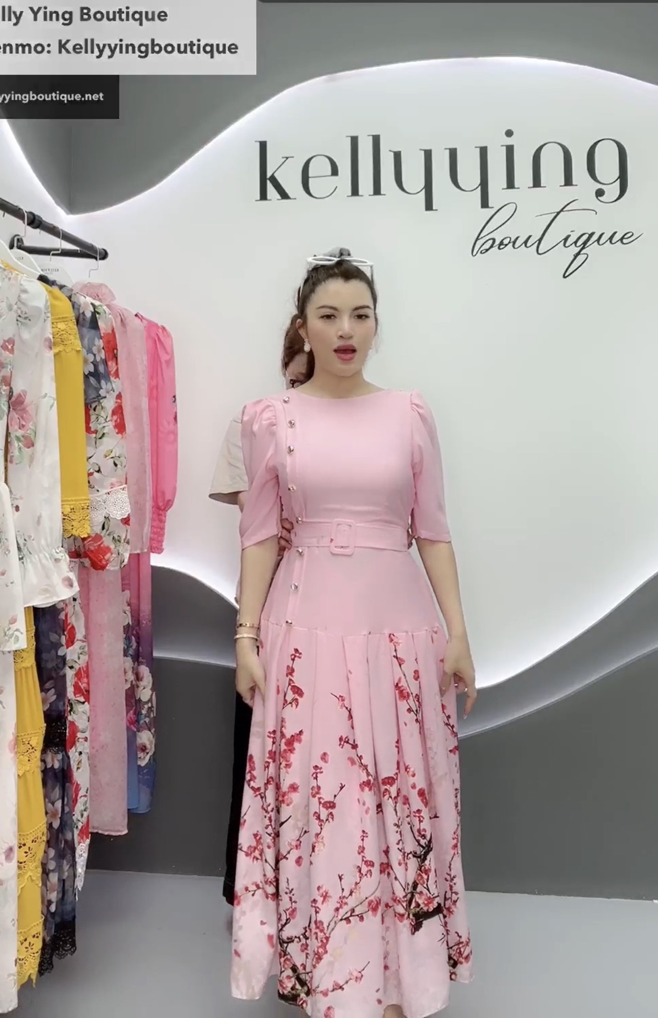 V318. HOA PINK DRESS