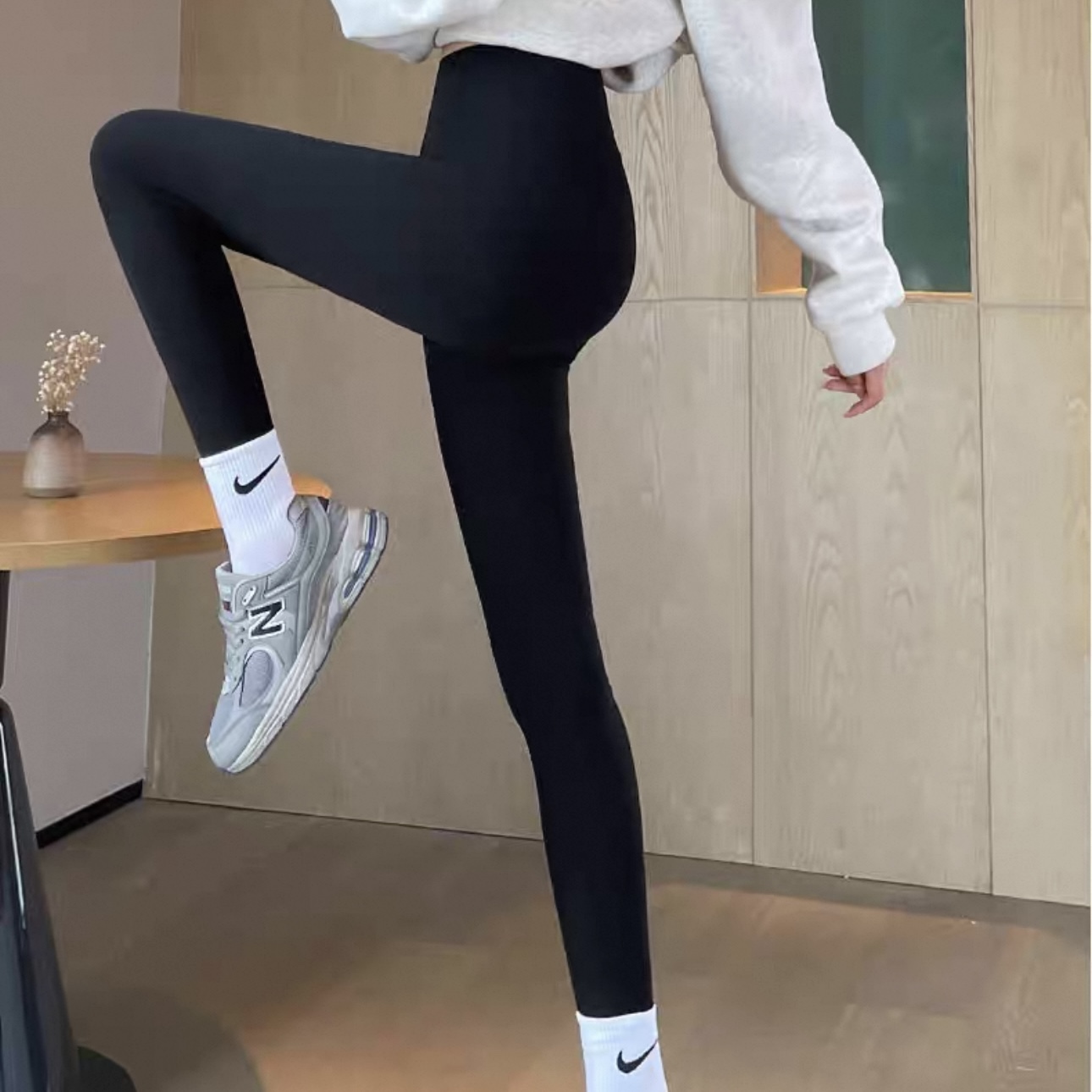 5407. BLACK LONG BOTTOM