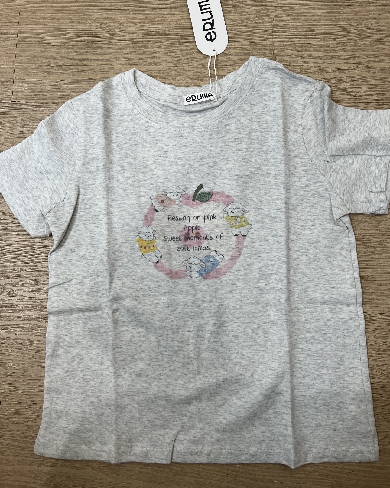 L105. TEE GRAY APPLE SHEEP