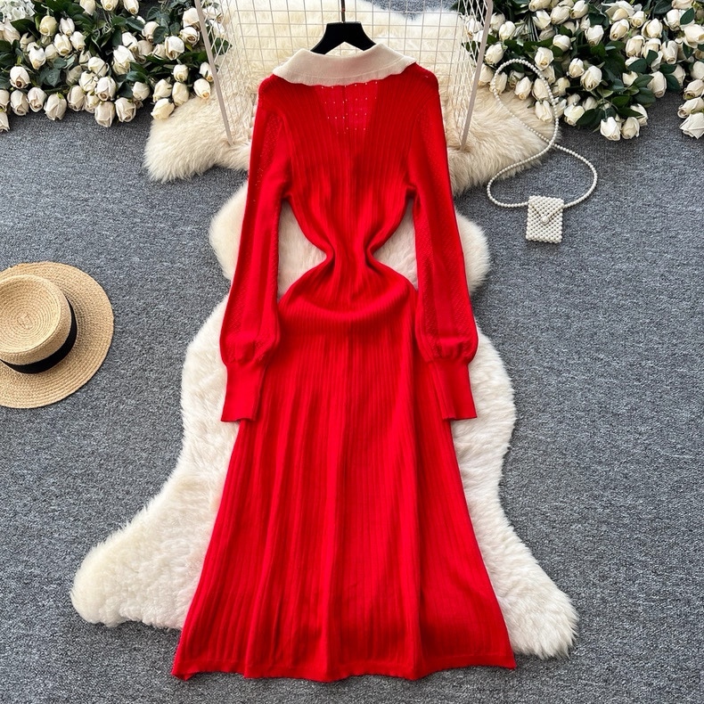 R53. RED LONG DRESS