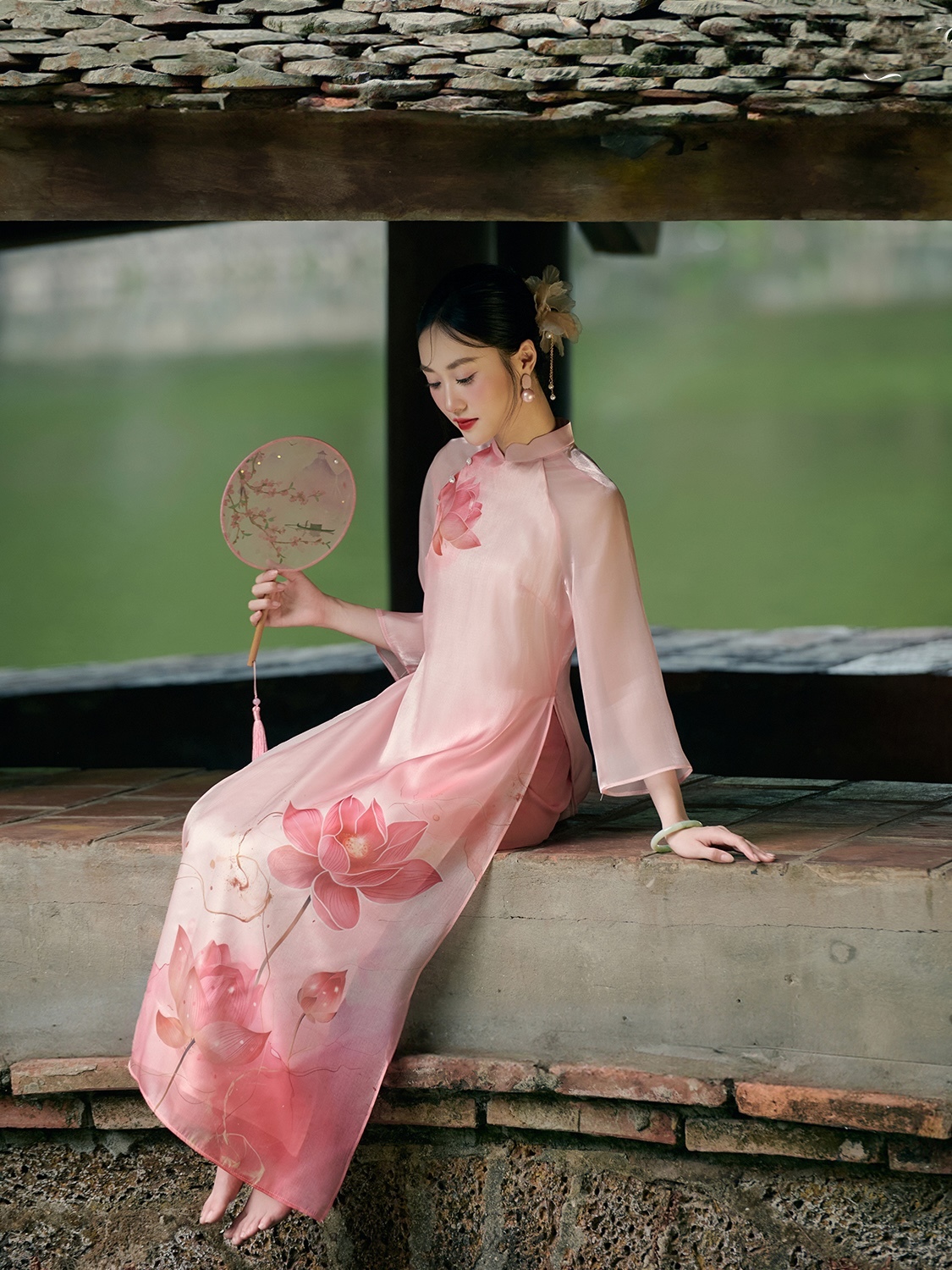 A376. AD HOA SEN HONG