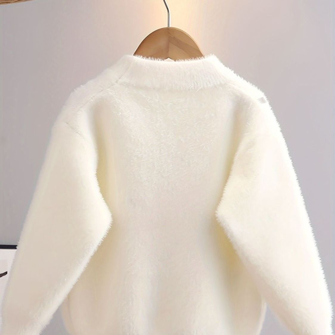 K521. BABY SWEATER PANDA WHITE