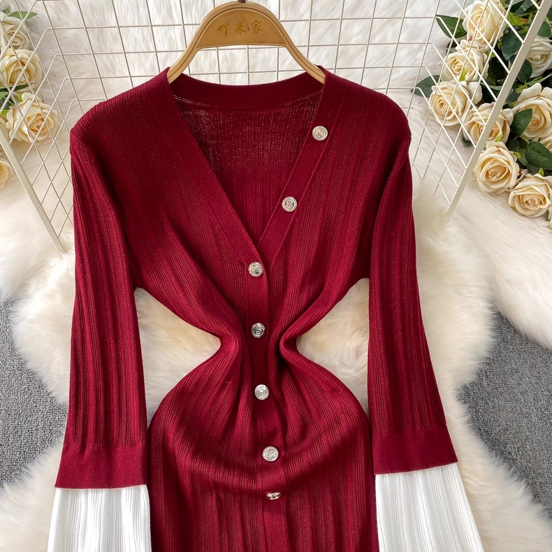 8105. RED DRESS