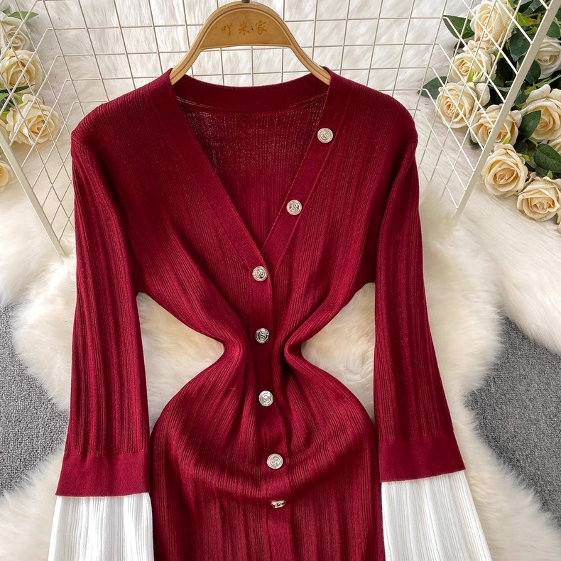 8105. RED DRESS