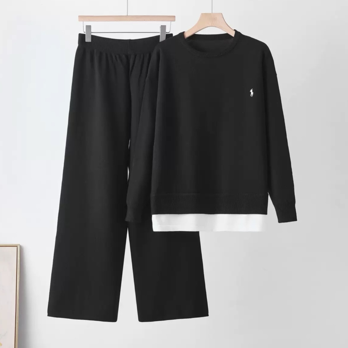 6959. SET LONG PANT KNITTED BLACK DT