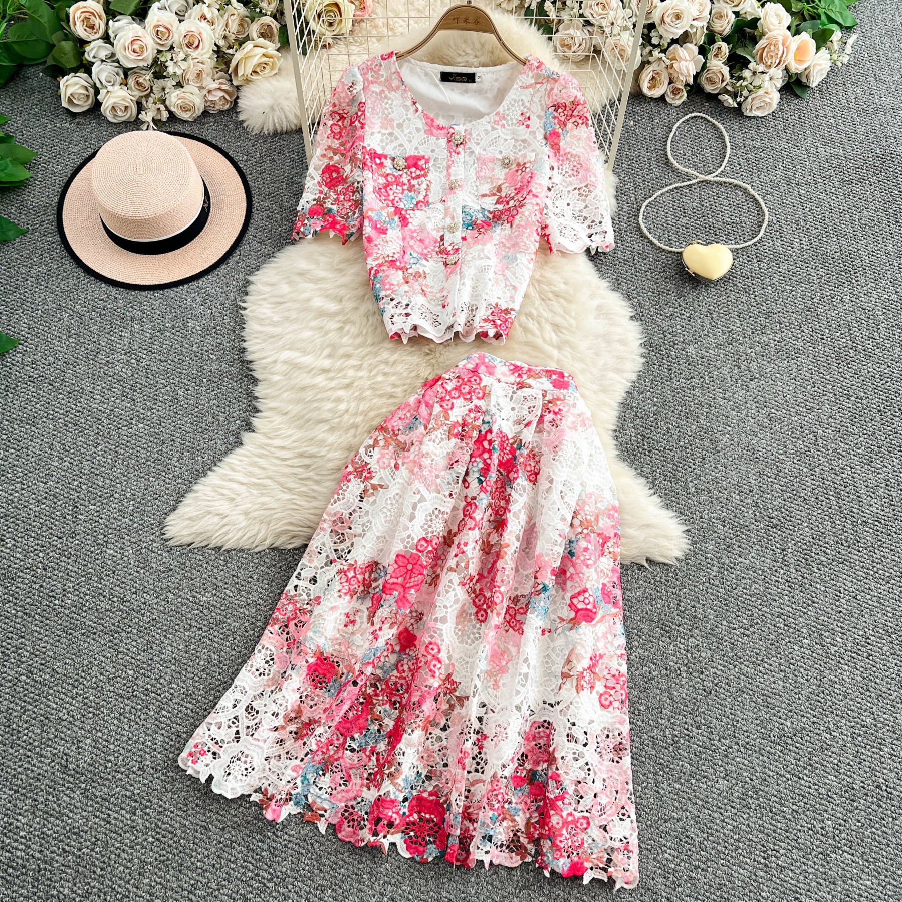 8281. LACE DRESS EXCLUSIVE PINK