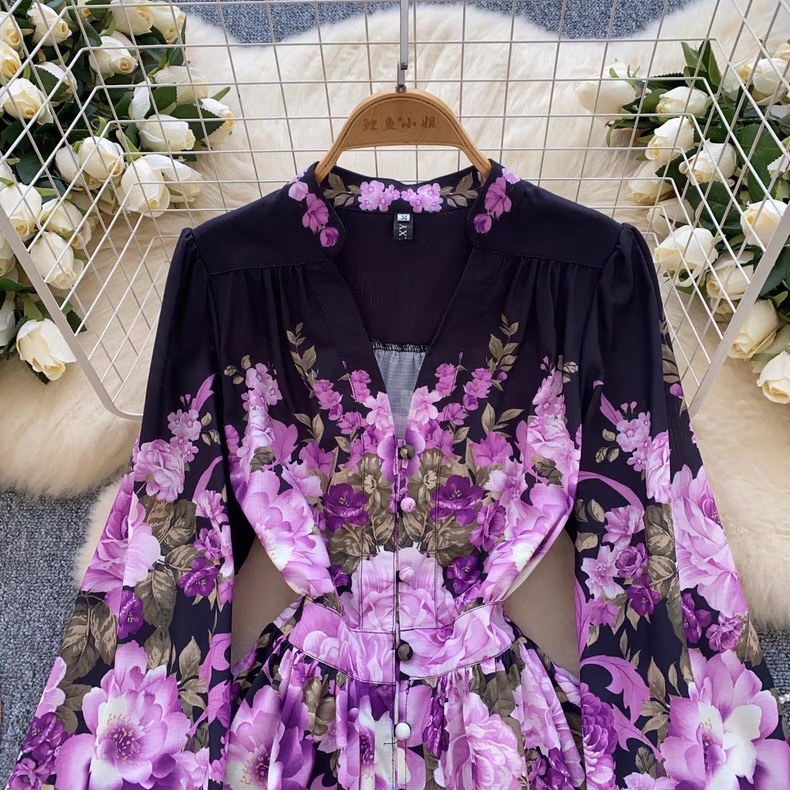 7773. BLACK SHORT DRESS