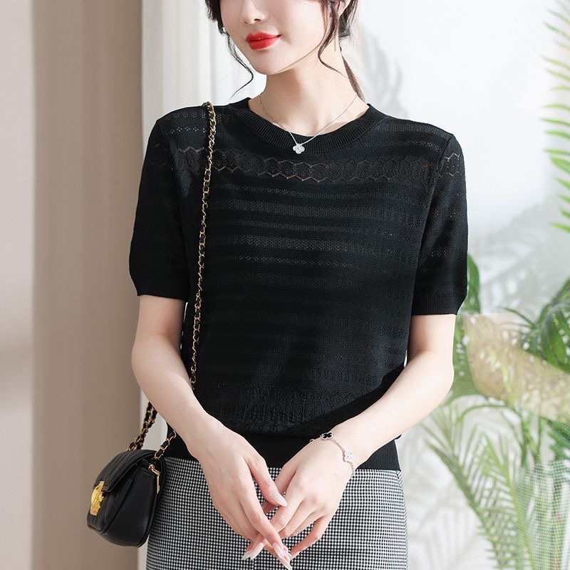 C749. BLACK SHORT SLEEVES TOP