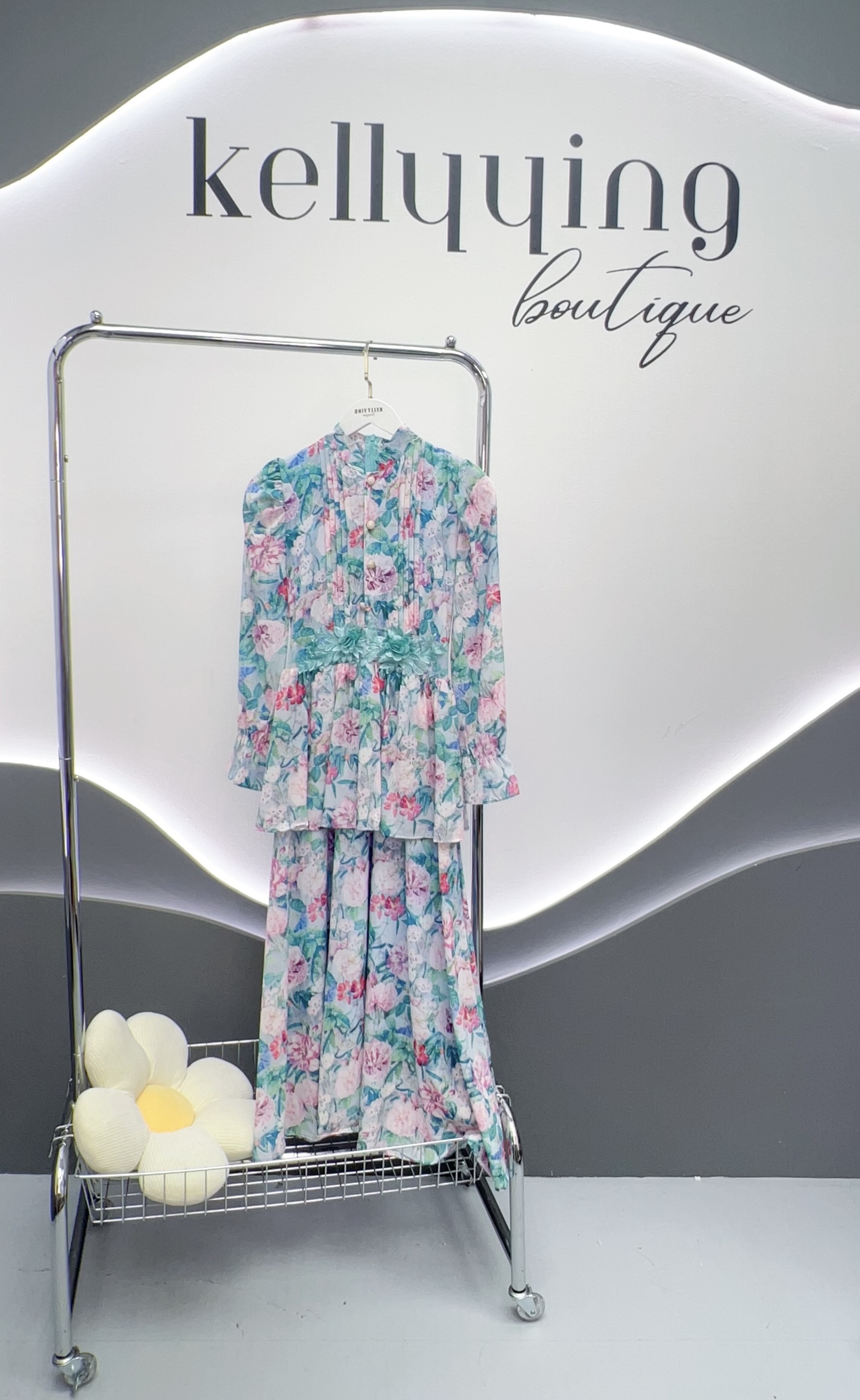 V293. HOA MINT DRESS