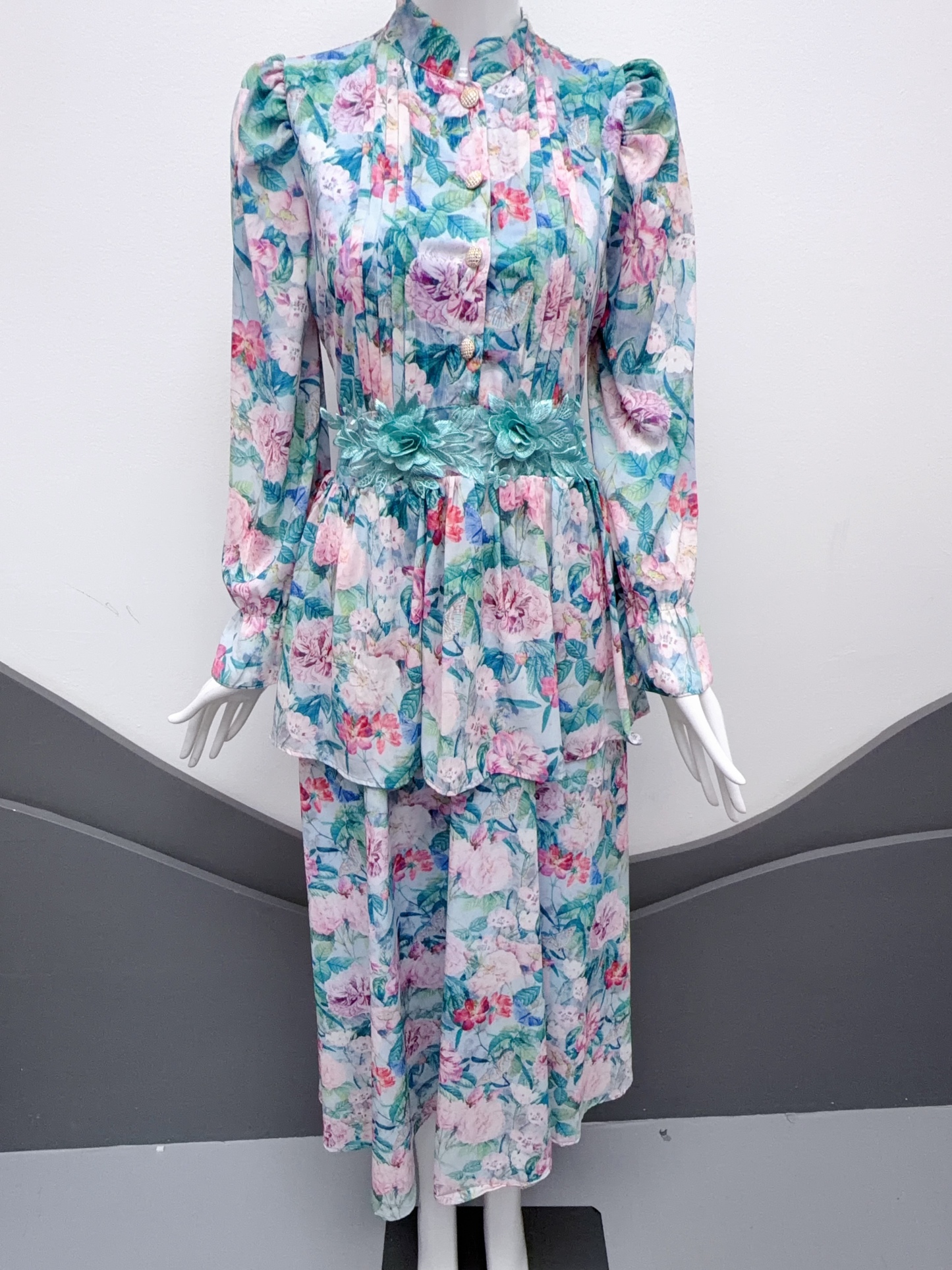 V293. HOA MINT DRESS