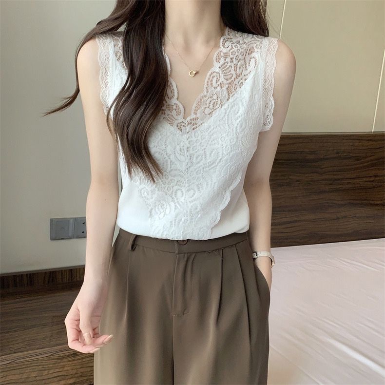 C834. LACE TOP CAMISOLE WHITE