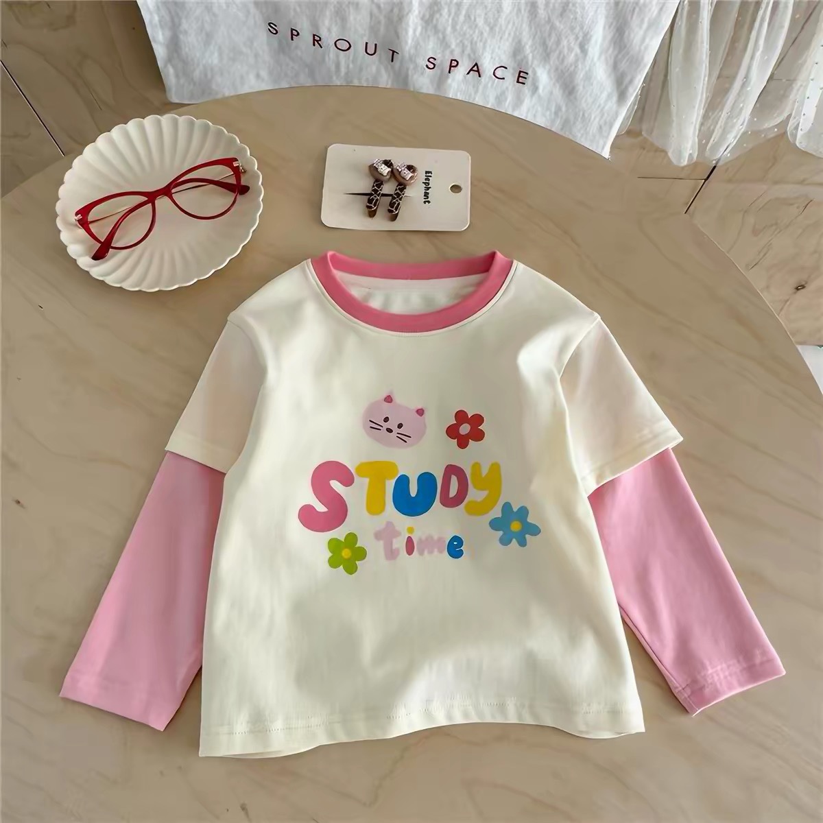 K375. KID GIRL WHITE TOP