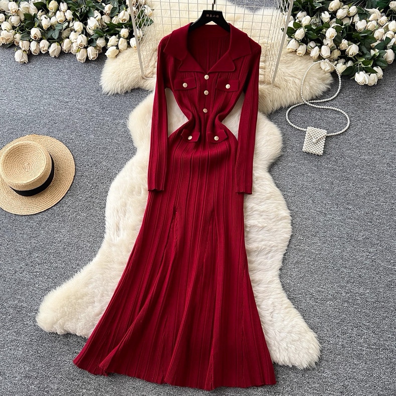 R50. RED LONG DRESS
