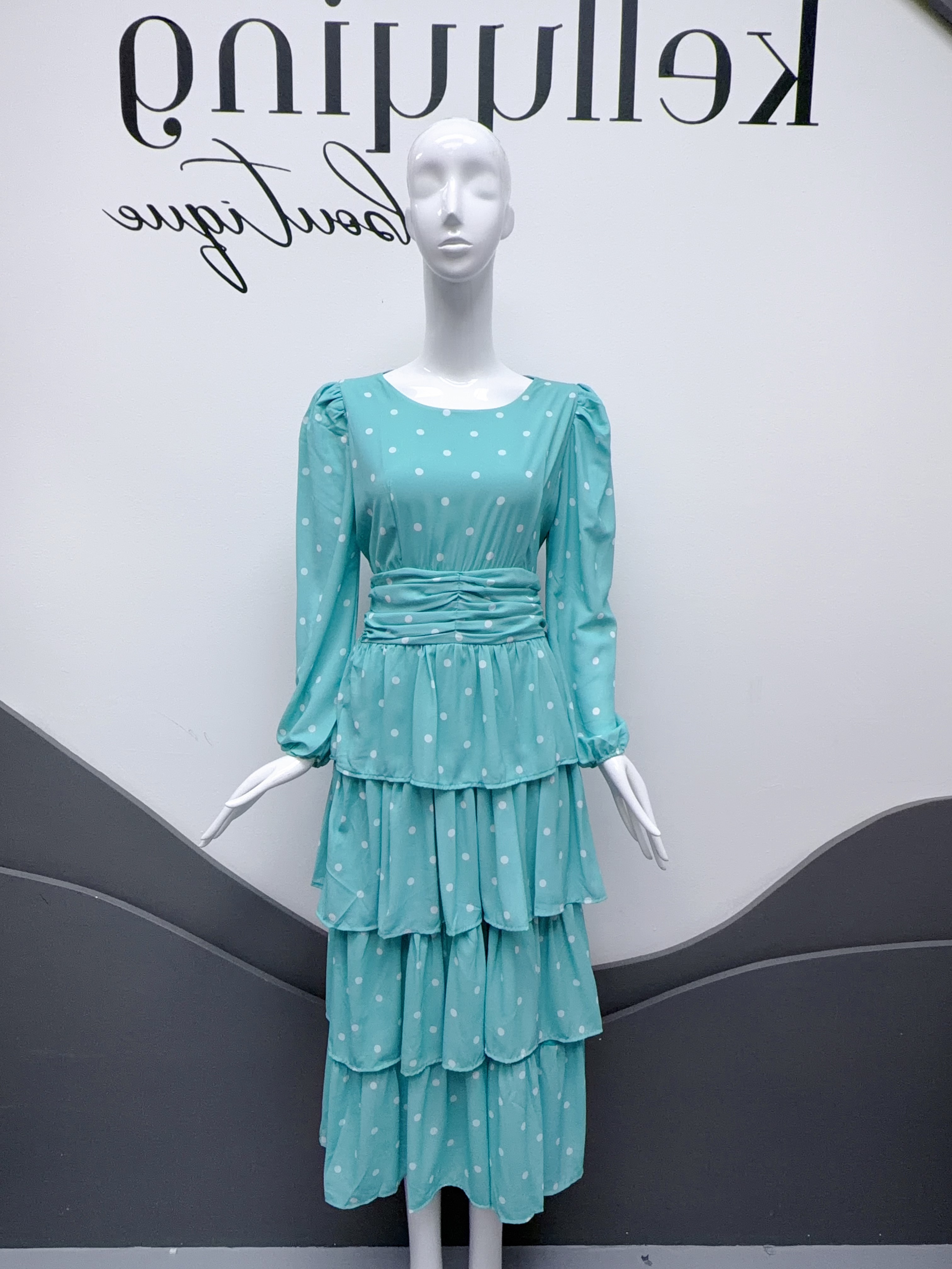 V268. HOA CHAM BI MINT DRESS