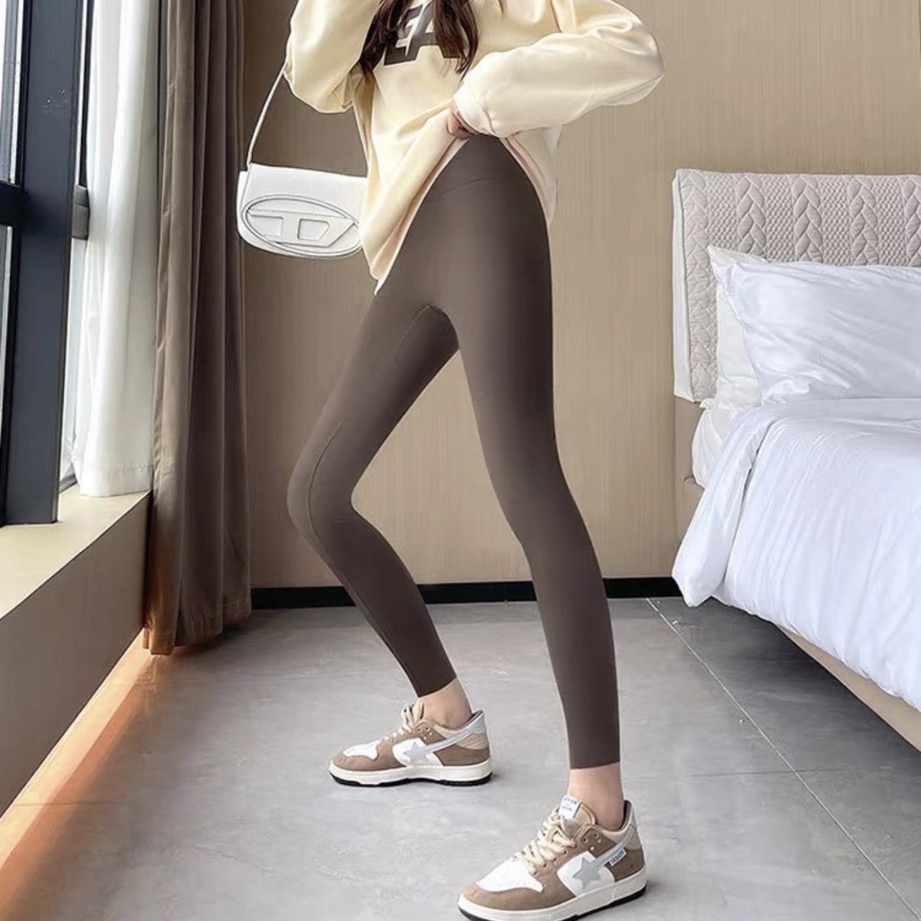 5410. BROWN LONG BOTTOM