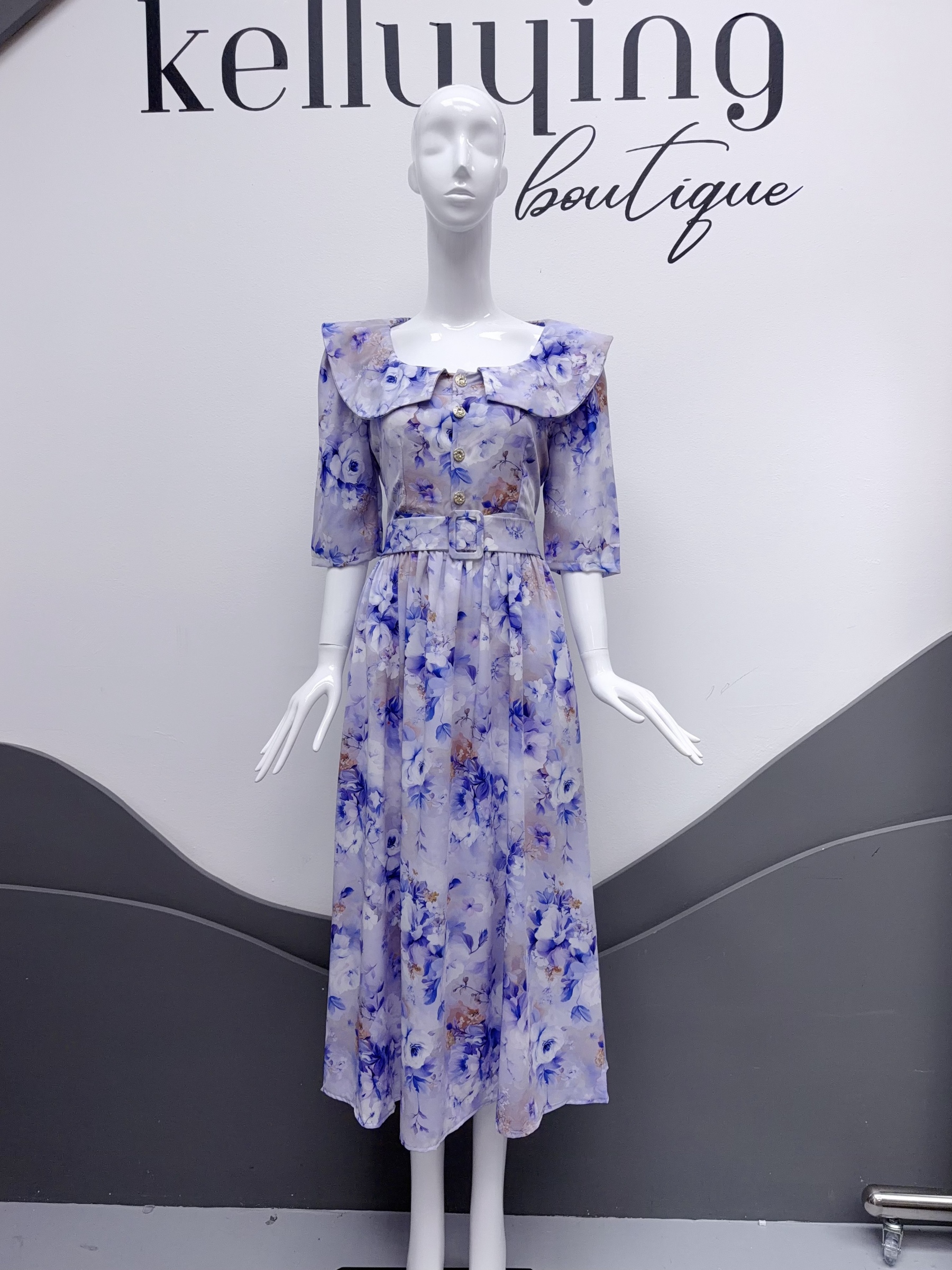 V311. HOA PURPLE DRESS