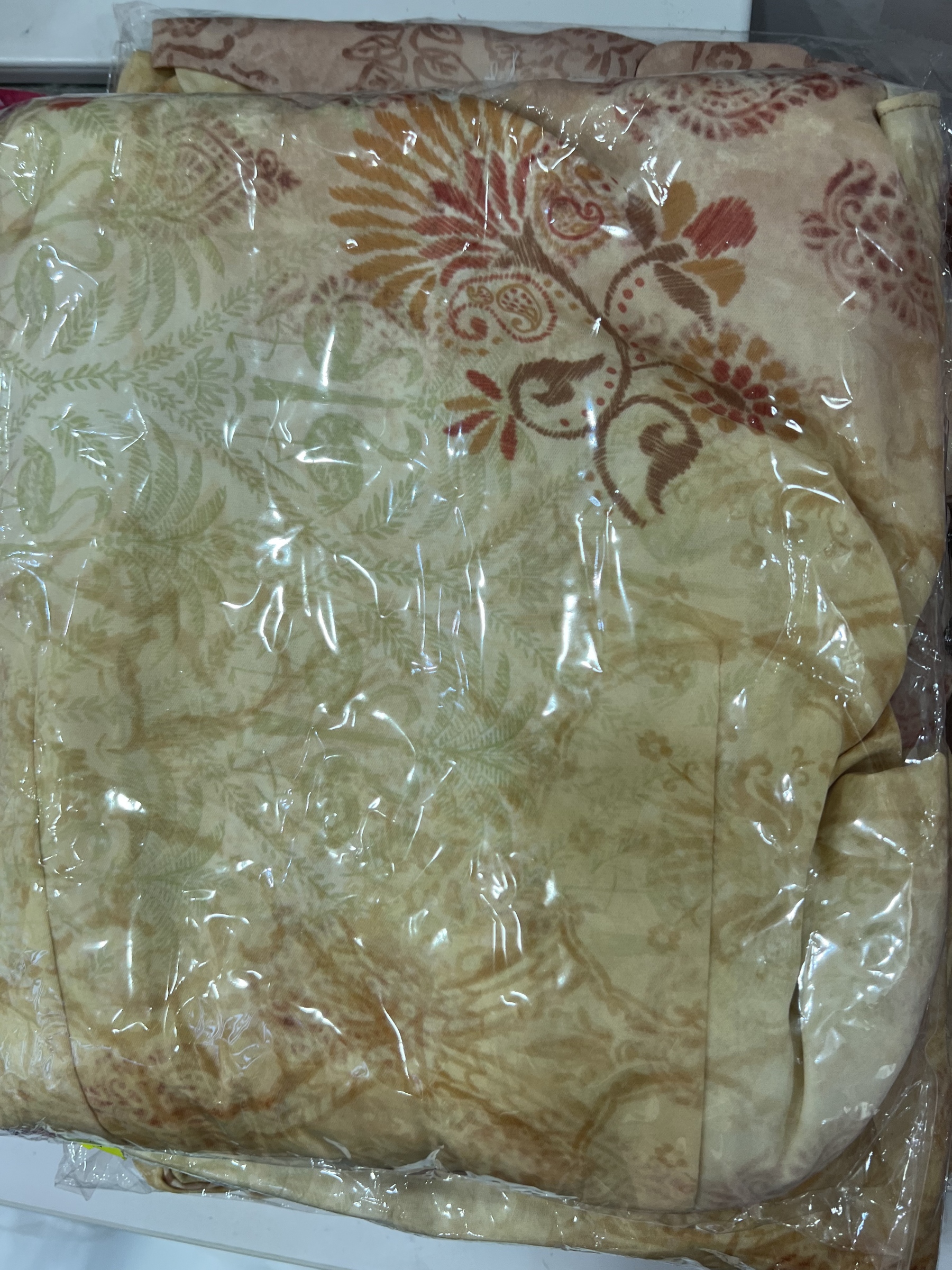 V314. HOA YELLOW DRESS