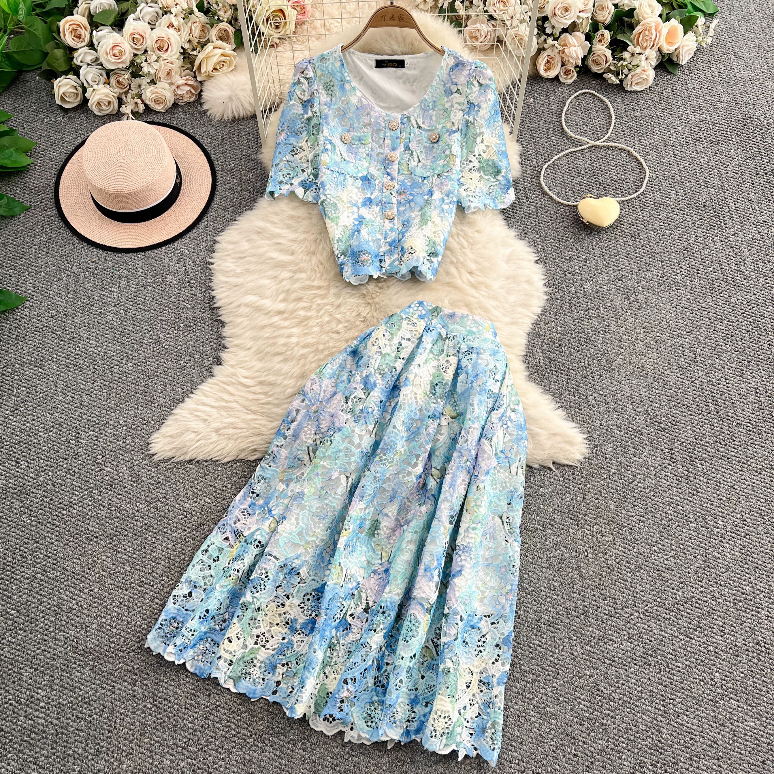 8282. LACE DRESS EXCLUSIVE BLUE