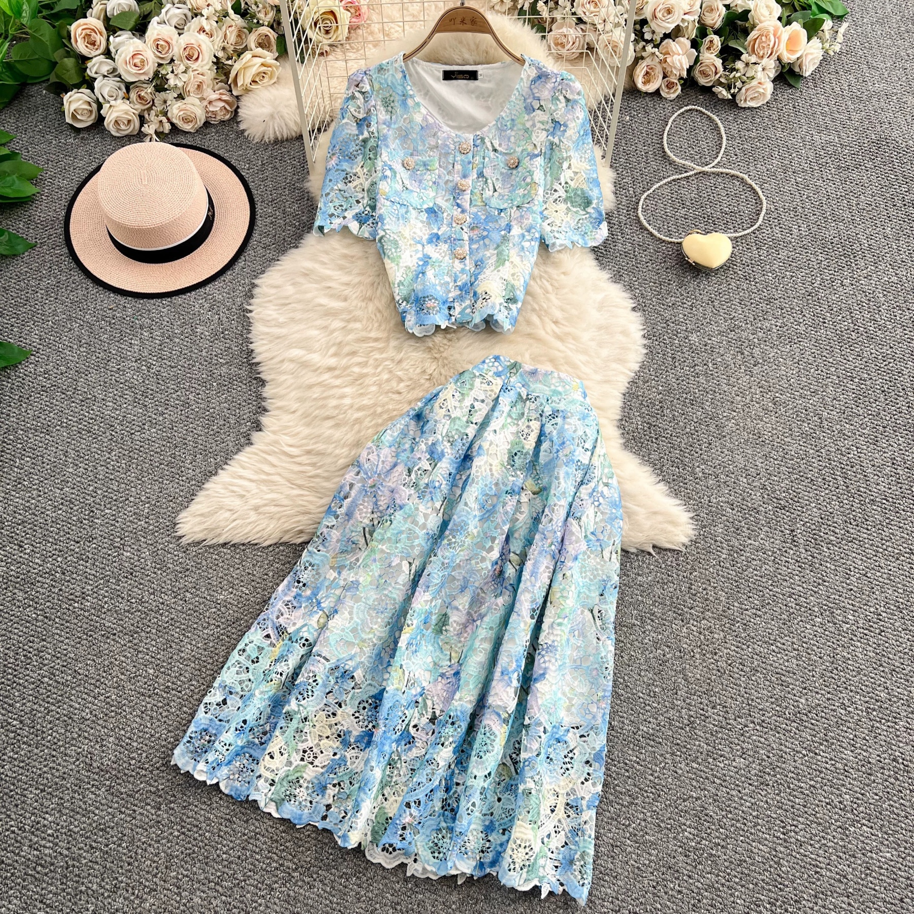 8282. LACE DRESS EXCLUSIVE BLUE