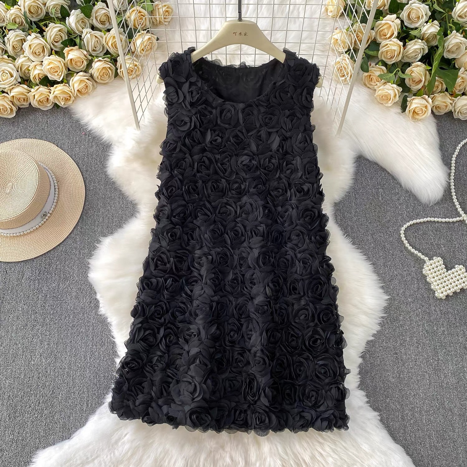 8313. DRESS EXCLUSIVE BLACK