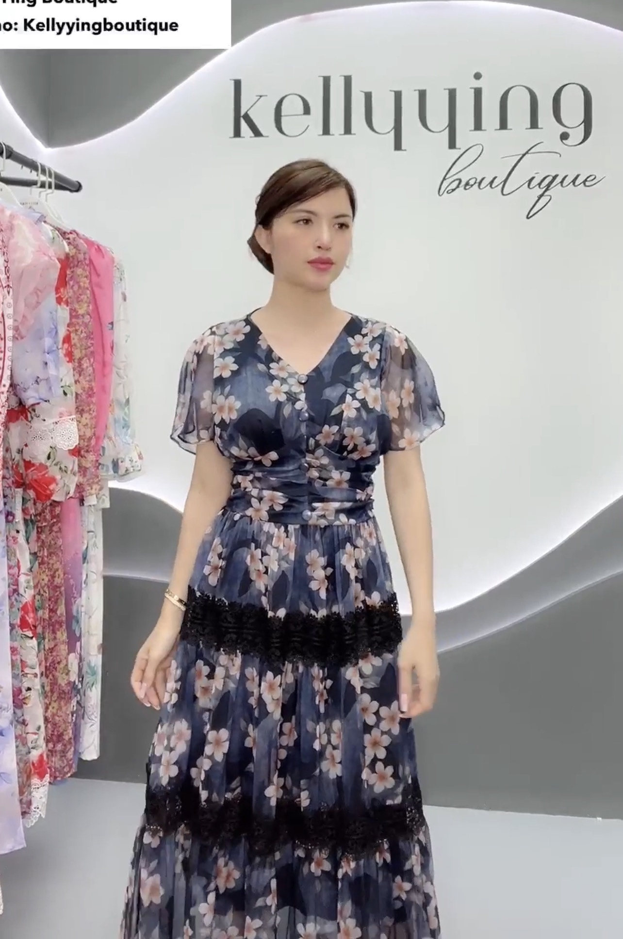 V297. HOA BLACK DRESS