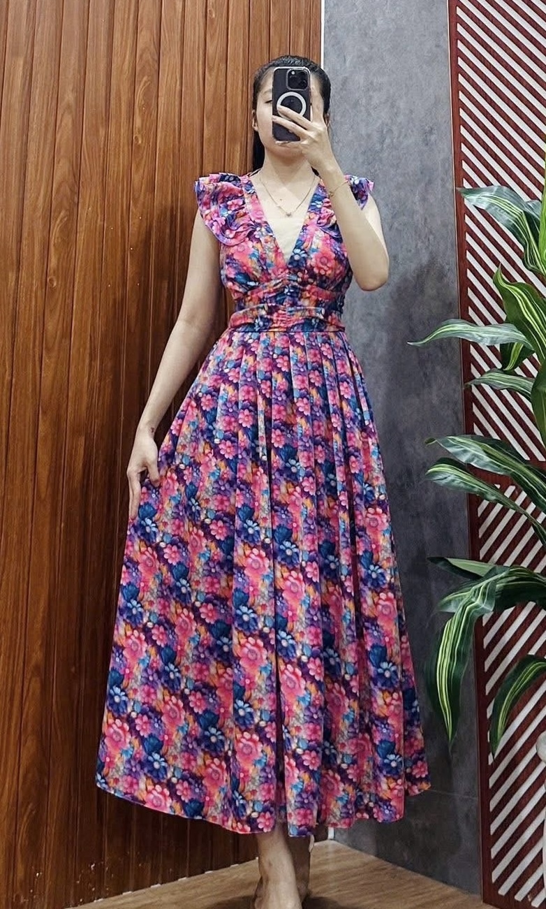 V608. MAXI DRESS.
