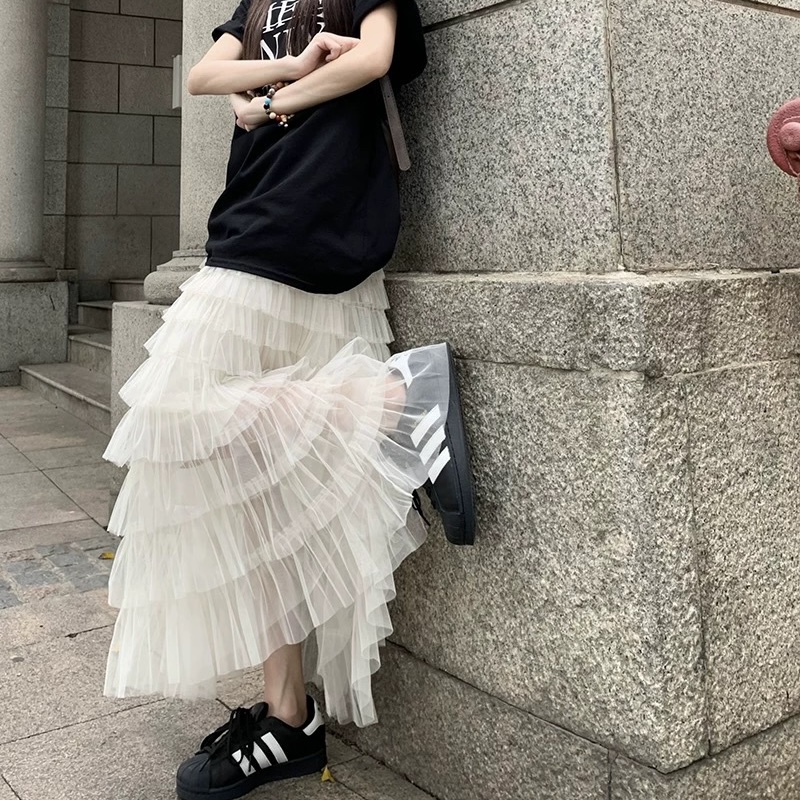 5396. WHITE LONG BOTTOM