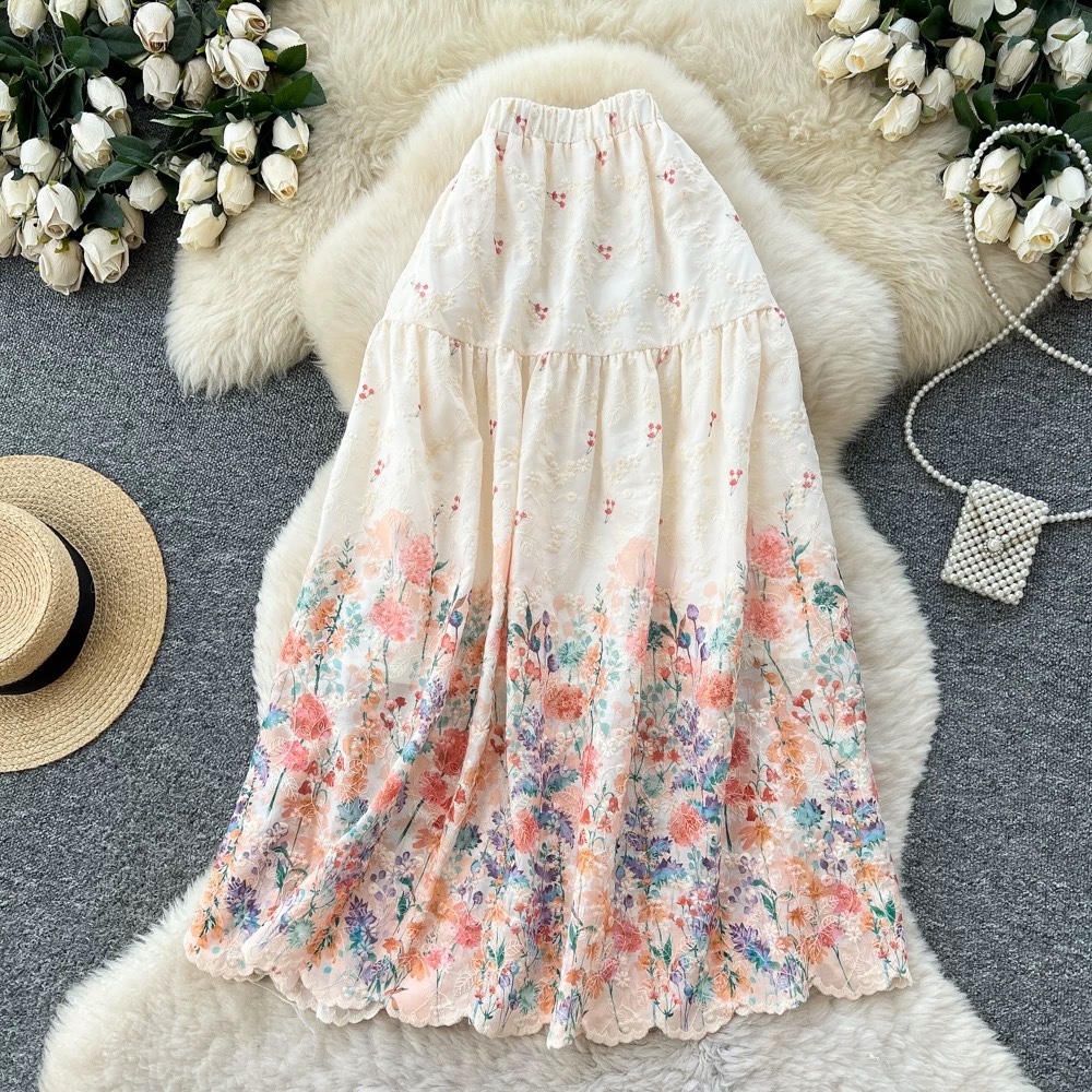 8245. BOTTOM EXCLUSIVE NUDE