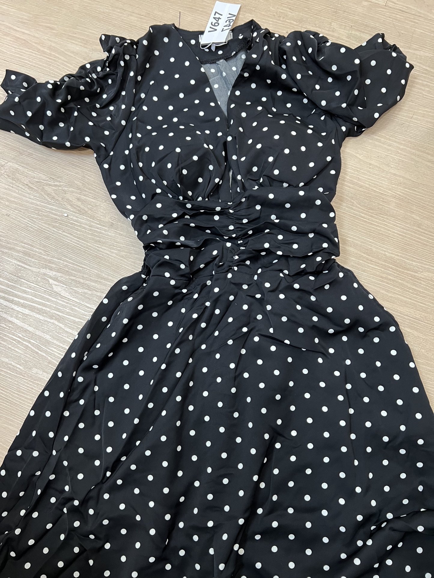 V647. MAXI DRESS
