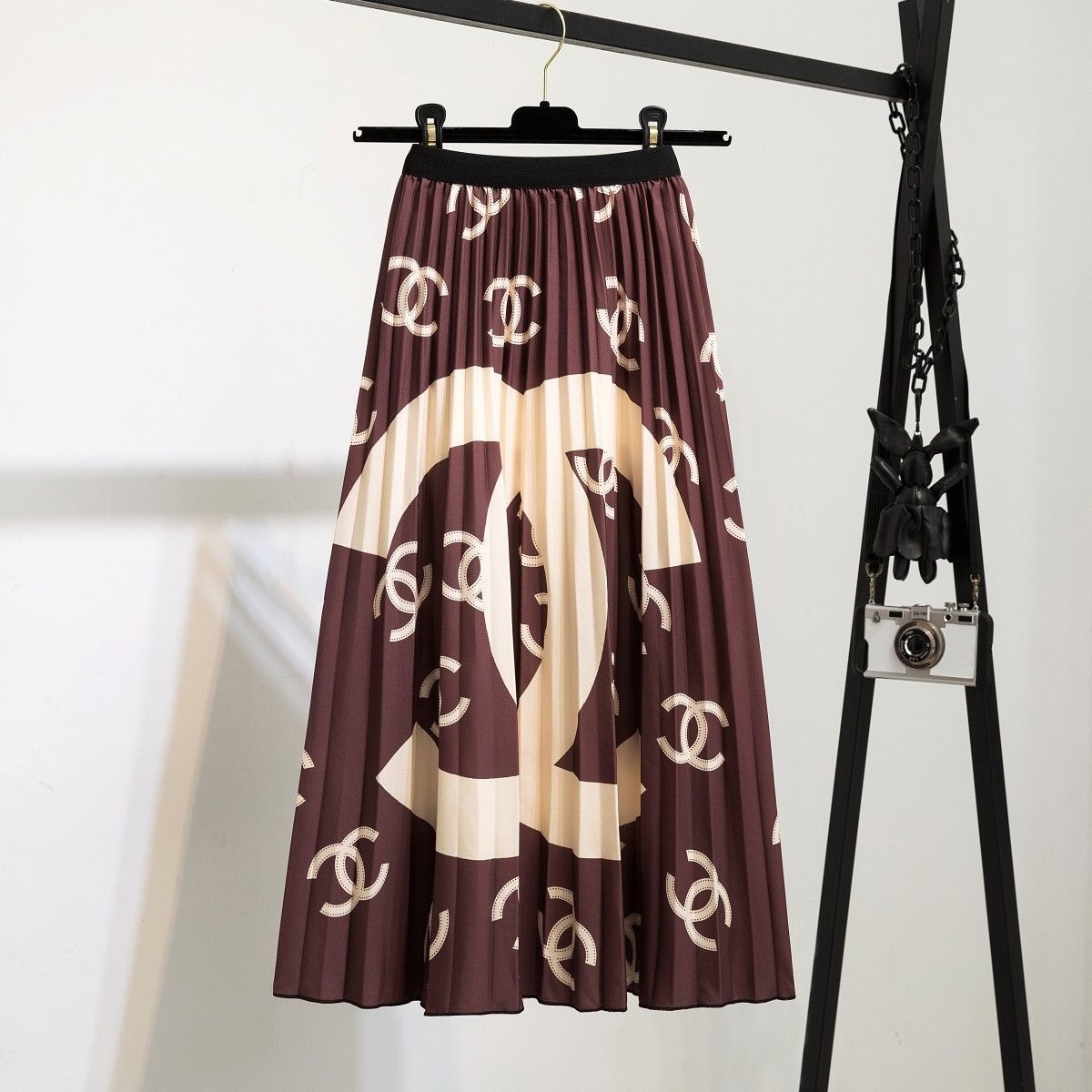 5453. BROWN LONG BOTTOM