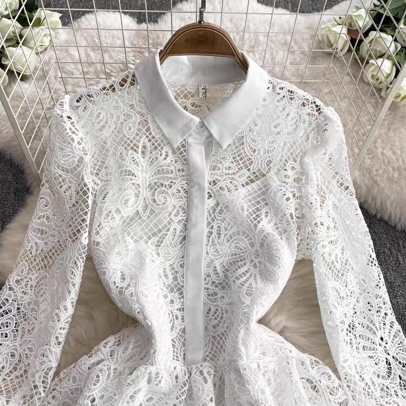 7711. WHITE DRESS (exclusive)