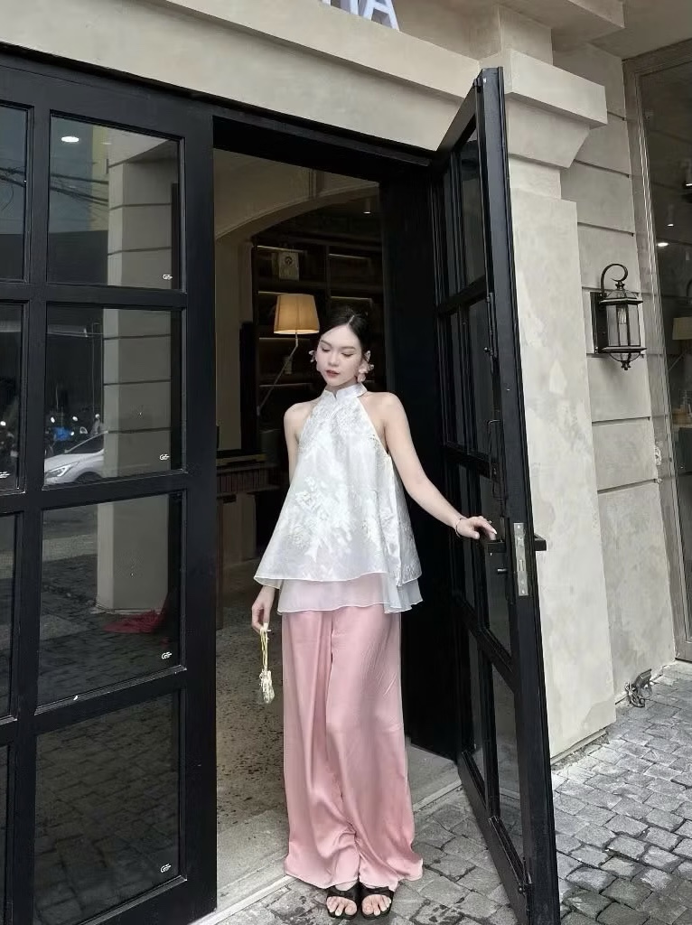 A404. SET AD CACH TAN VOAN WHITE