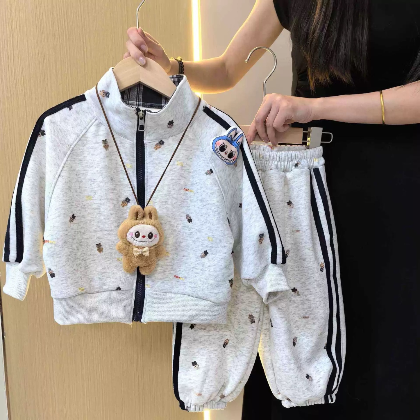 K24. GRAY LABUBU BABY SET
