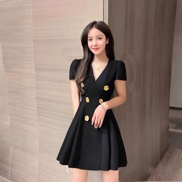 8222. DRESS EXCLUSIVE BLACK