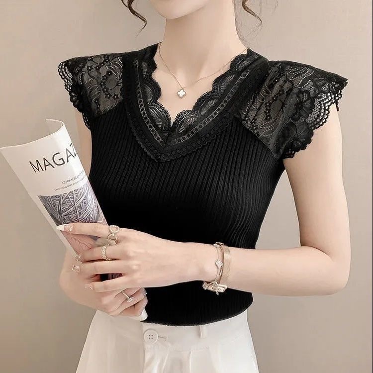 C839. LACE TOP CAMISOLE BLACK