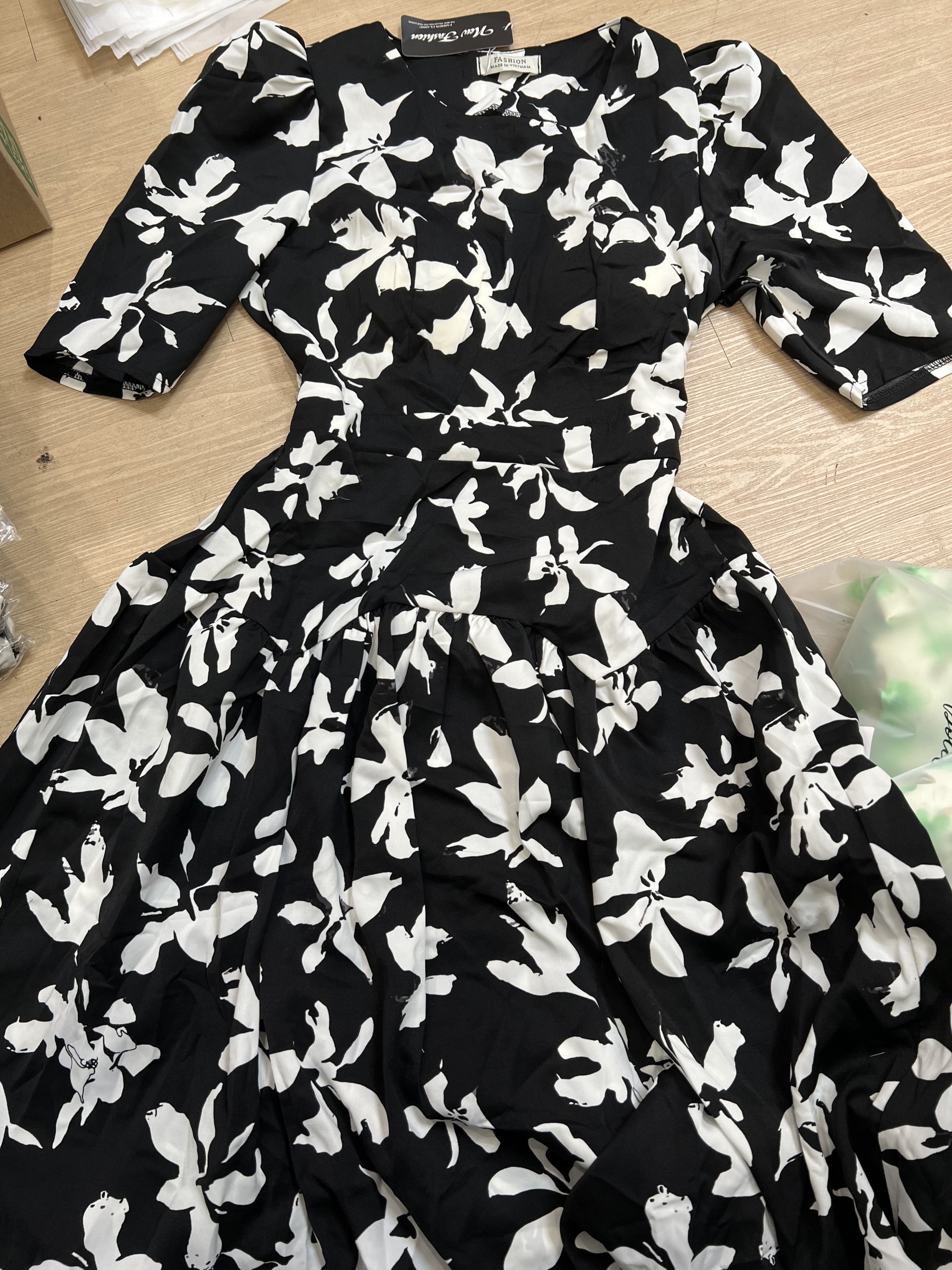 V625. MAXI DRESS