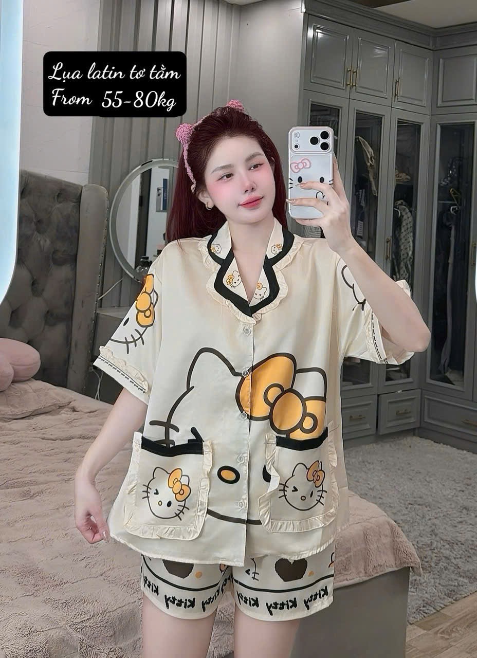 V1008. SLEEPWEAR HELLO KITTY BLACK