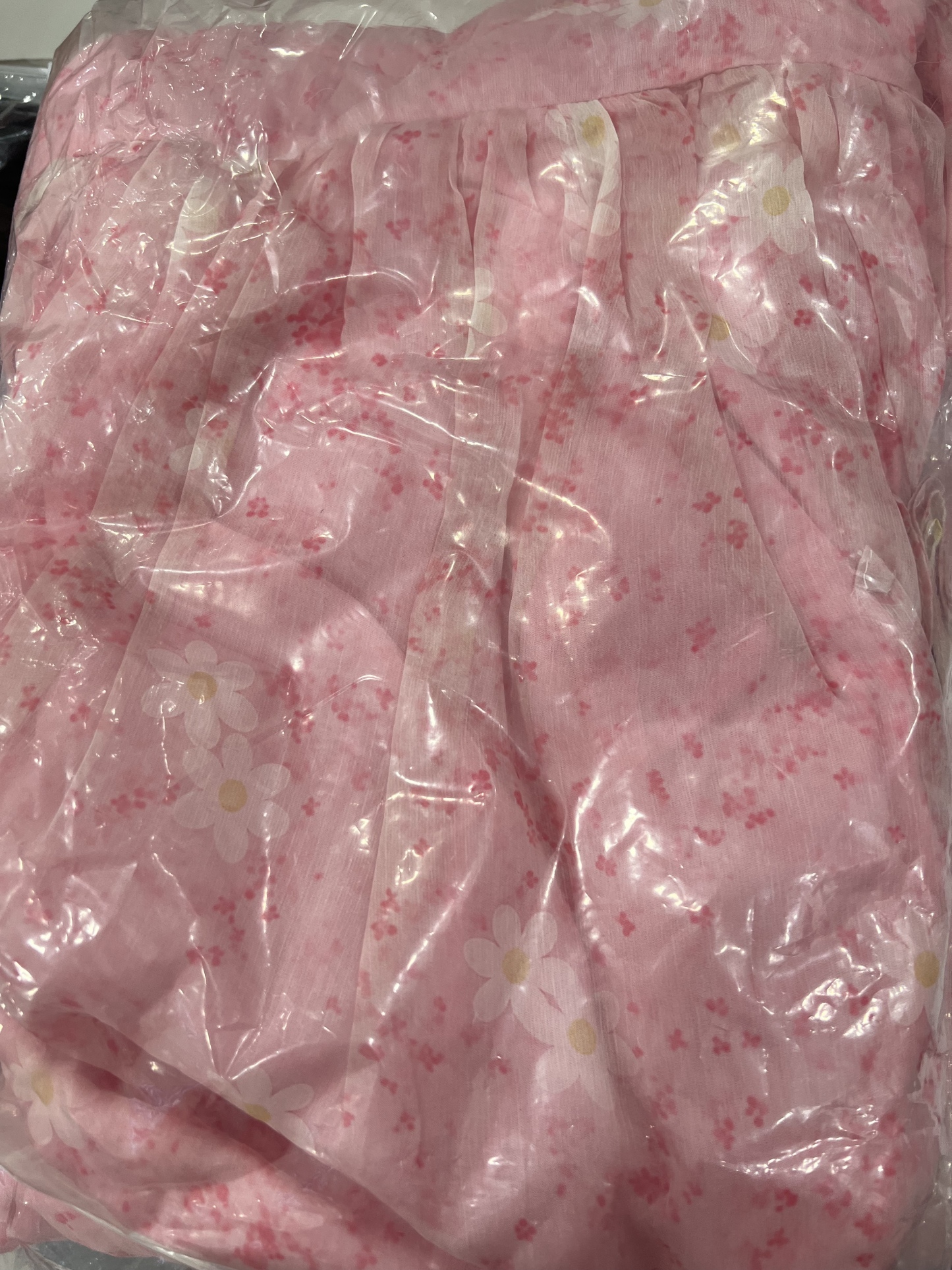 V303. HOA PINK DRESS