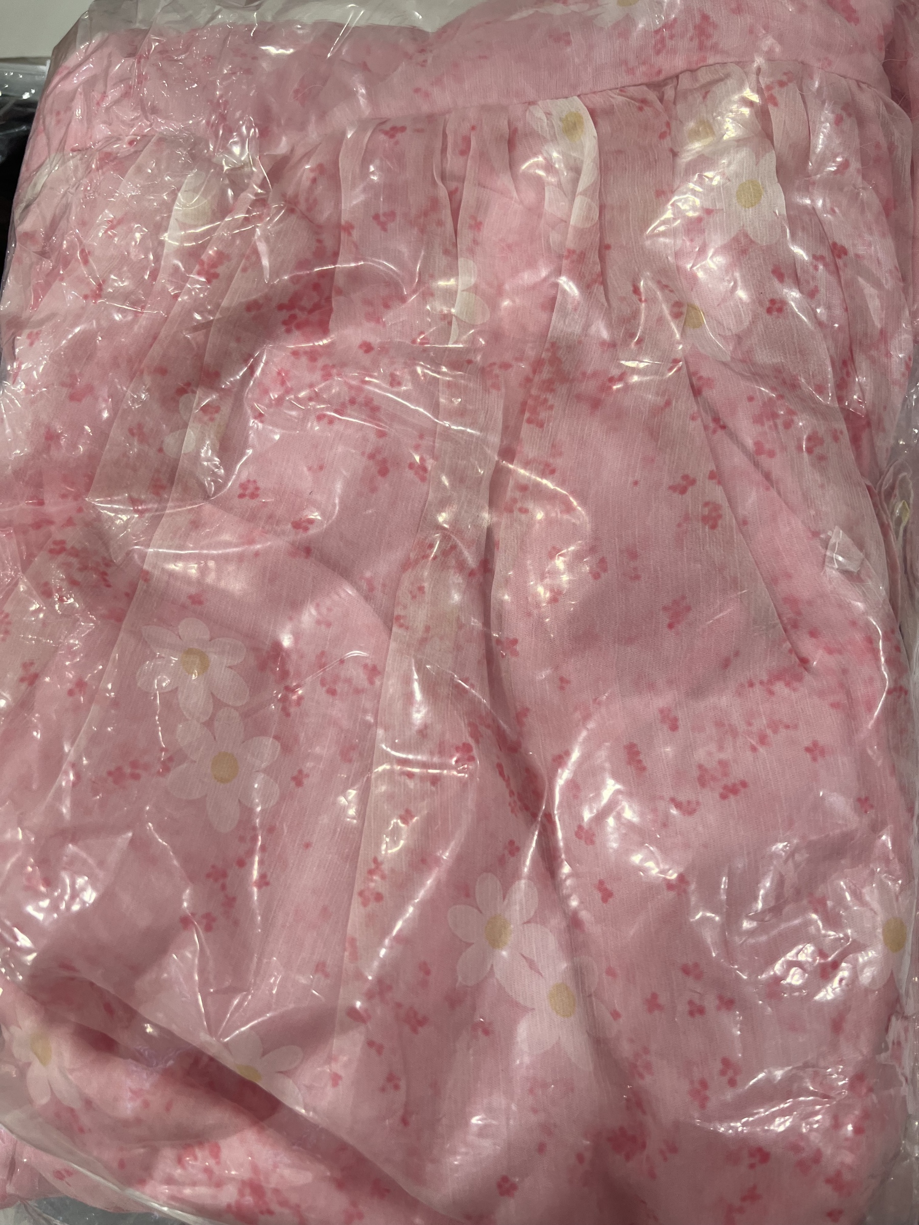 V303. HOA PINK DRESS